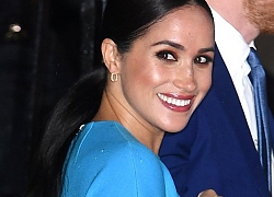 Rời khỏi Hoàng gia, Meghan Markle tạm biệt lối makeup nhẹ nhàng, chuyển sang trang điểm đậm sắc sảo