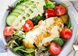 Salad ức gà nướng lạ miệng, đổi vị cho ngày ấm áp bên gia đình