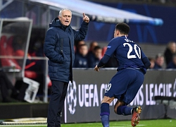 Thầy trò Mourinho bị loại khỏi Champions League sau trận thua 0-3