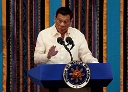 Tổng thống Duterte tuyên bố 'khóa chặt' thủ đô Manila hơn 12 triệu dân