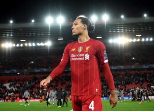 Van Dijk tiết lộ tâm trạng cầu thủ Liverpool sau thất bại