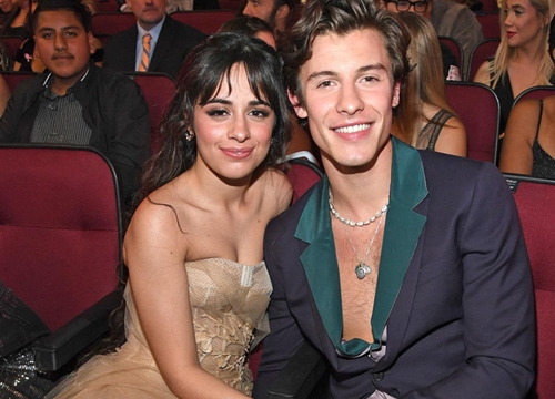 Camila Cabello tiết lộ cảm thấy 'kiệt sức' khi yêu Shawn Mendes, trả lời về 'Senorita 2'