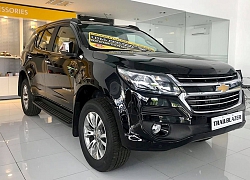 Chevrolet TrailBlazer giảm giá 40%, điều gì đang xảy ra với Chevrolet ở Việt Nam?