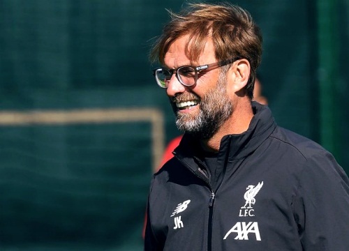 Vì sao Klopp quyết 'cai' uống bia?