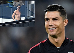 C. Ronaldo tắm nắng trên ban công