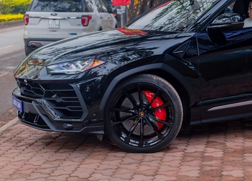 Đại gia Hà Nội chi 22 tỷ tậu Lamborghini Urus màu đen độc nhất Việt Nam