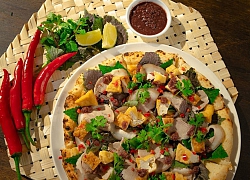 Kỳ lạ với món "Pizza bún đậu mắm tôm"