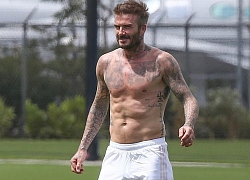 David Beckham khoe cơ bụng 6 múi ở tuổi 45, 'chặt đẹp' cả 2 con trai