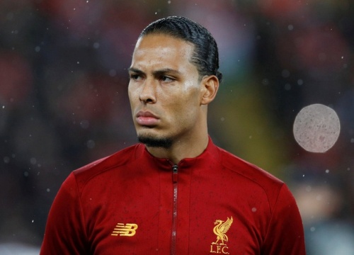 Van Dijk lo CĐV Liverpool không được nhìn thấy cúp vô địch