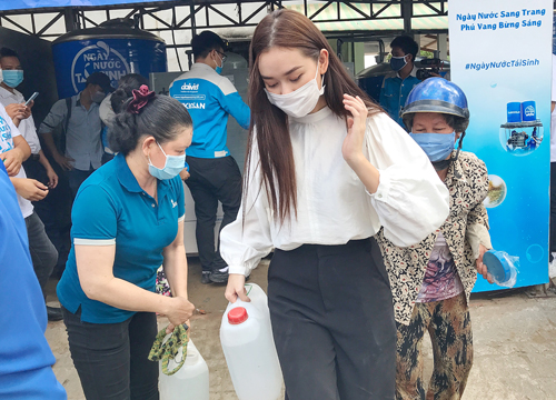 Á hậu Tường San trao tặng hệ thống lọc nước 350 triệu đồng ứng cứu hạn mặn miền Tây