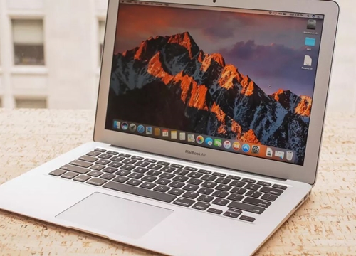 Apple ra mắt MacBook Air mới với bàn phím chuyển đổi cắt kéo, giá 999 USD