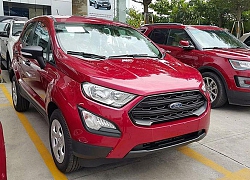 Ford EcoSport giảm giá 90 triệu đồng, cạnh tranh Hyundai KONA