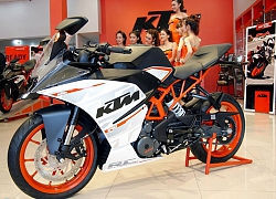 Mua sportbike 400 cc - chọn Kawasaki Ninja 400 hay KTM RC 390?