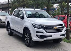 Sau Trailblazer, Chevrolet Colorado giảm giá tất tay gần 200 triệu đồng để dọn kho tại Việt Nam