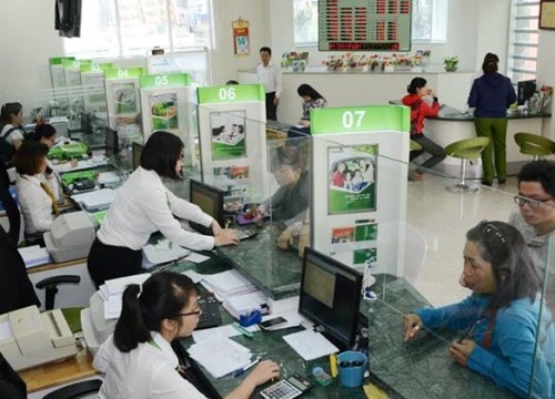 Vietcombank đẩy mạnh hỗ trợ doanh nghiệp bị ảnh hưởng bởi COVID-19