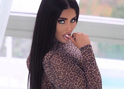 'Bom gợi cảm' Abigail Ratchford khiến Kim siêu vòng 3 cũng phải liếc nhìn