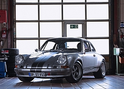 Porsche 911 đời 1985 độ lại thành xe cổ đời 1970