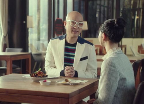 Profile 'xịn, mịn' của cameo Hong Seok Cheon trong 'Itaewon Class': Diễn viên, doanh nhân, chính trị gia đồng tính đầu tiên của Hàn Quốc