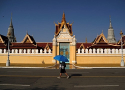 Quốc hội, nhiều bộ ở Campuchia cho làm việc tại nhà để phòng COVID-19