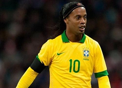 Ronaldinho vẫn không thể quen cuộc sống trong tù: Được tất cả quan tâm nhưng vẫn nhớ âm nhạc và... mẹ