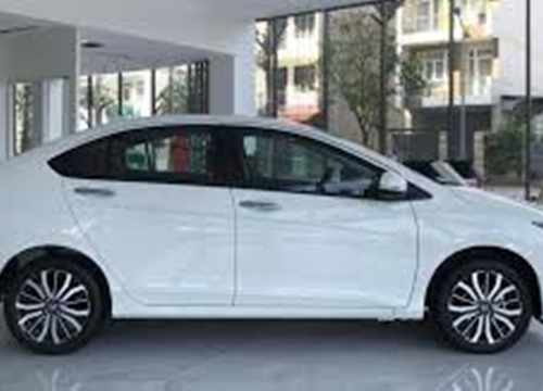 Chênh 110 triệu đồng, chọn Mitsubishi Attrage CVT hay Honda City TOP?