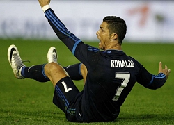 Neville kể chuyện dùng tiểu xảo với Ronaldo