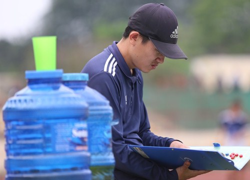 Phan Như Thuật: Từ 'chàng thơ sân cỏ' thành 'phó tướng' SLNA