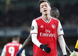 Arshavin thẳng tưng: "Ozil nên biến khỏi Arsenal"