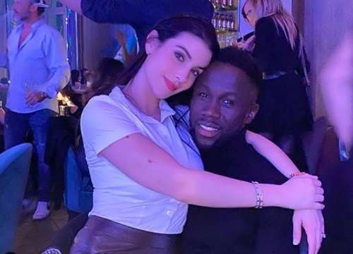 Bacary Sagna và chuyện tình 16 năm với nàng WAGs xinh đẹp