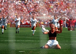 Brandi Chastain và pha cởi áo ăn mừng thay đổi lịch sử bóng đá