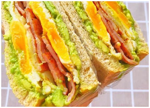 Cách làm món sandwich bơ chỉ nhìn đã muốn ăn ngay