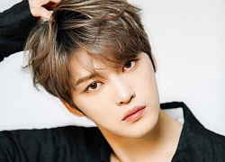 Jaejoong và những trò đùa dai Cá Tháng Tư: Giả vờ ngất xỉu, suýt huỷ concert và lời bỡn cợt gây phẫn nộ về COVID-19