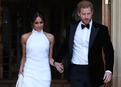 Những bộ váy đẹp nhất của Meghan Markle khi còn là thành viên Hoàng gia