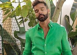 Ricky Martin khoe thân hình cơ bắp