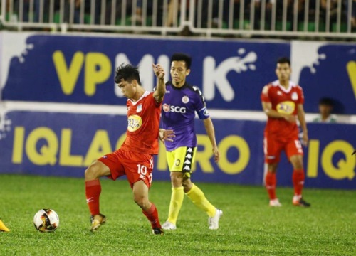 Bản quyền V-League rẻ như cho, VPF trăn trở