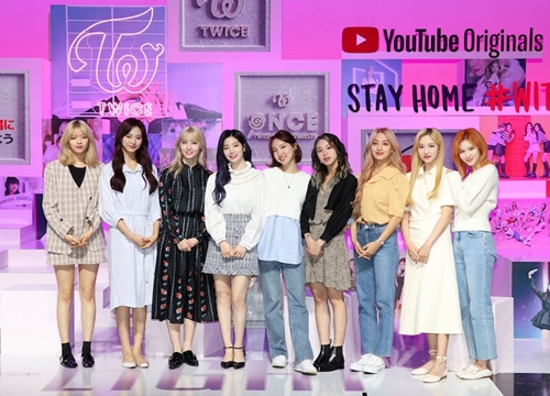 Bị chê hát nhạc thiếu nhi, Twice 'cực nhây' xác nhận trở lại đường đua Kpop đúng ngày 1/6!