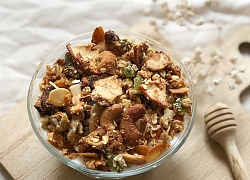 Detox cơ thể mùa dịch bệnh với công thức ngũ cốc Granola tuyệt hảo