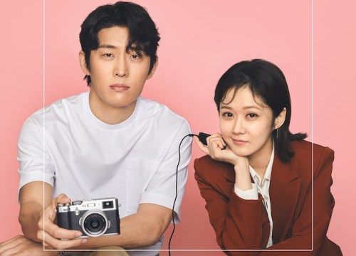 'Oh My Baby' của Jang Nara tung poster, và đoạn clip quay quá trình làm teaser: Jang Nara trẻ đẹp không tì vết bên cạnh ba mỹ nam