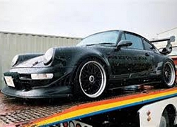 Khui công hàng hiếm Porsche 930 Turbo với gói độ RUF, sẽ về Việt Nam trong tương lai gần