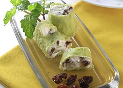 Làm bánh crepe trà xanh cuộn phô mai