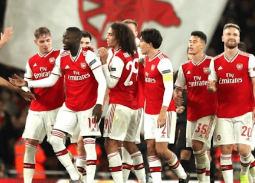 Lộ lý do khiến Arsenal phải mạo hiểm đi tập lại