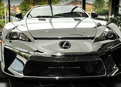 Siêu xe Lexus LFA cũ được bán giá hơn 1 triệu euro