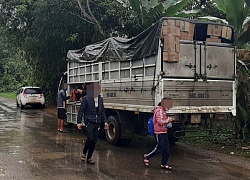 14 người trốn trong thùng xe tải &#8216;né&#8217; chốt phòng dịch Covid-19 đi dự đám tang