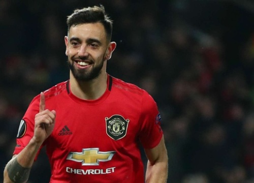 Bruno Fernandes được so sánh với Scholes