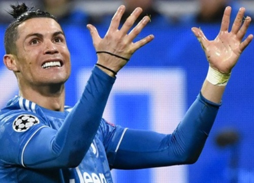 Chuyện gì xảy ra với những cú sút phạt của Ronaldo?