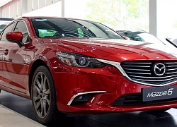 Cùng tầm giá 1 tỷ đồng, chọn Toyota Camry 2.0G hay Mazda6 2.5 Premium?