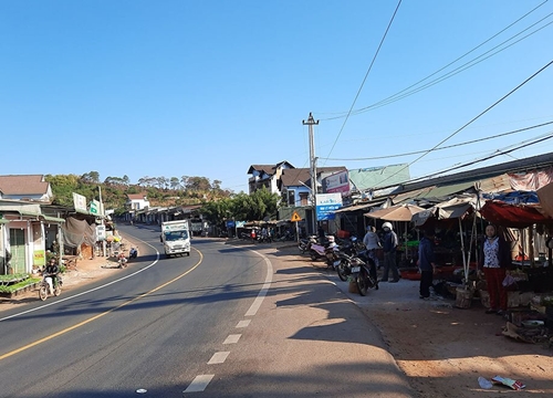 Đắk Nông: Giải tỏa lấn chiếm hành lang đường Hồ Chí Minh ngăn tai nạn