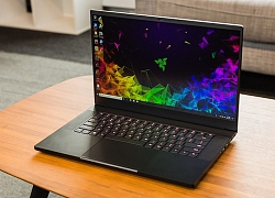 Game thủ "điên đảo" với laptop chơi game siêu ngầu Razer Blade 15