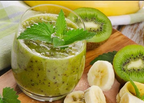 Hướng dẫn cách làm sinh tố kiwi chuối thơm ngon, lạ miệng ngay tại nhà