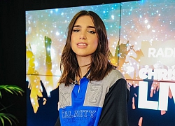 Dua Lipa ngày ấy - bây giờ thay đổi phong cách thời trang ra sao?